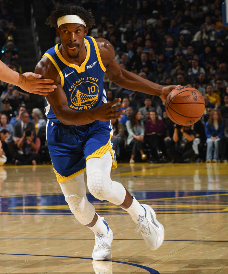 华体会HTH-格林恶犯巴特勒轰32分，库里27+3+7唐斯空砍两双，勇士力克尼克斯