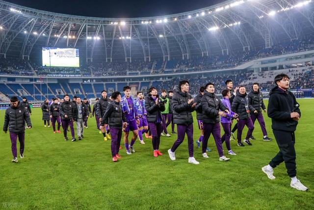 华体会-喜讯！于根伟给津门虎球迷送上新年大礼，即将官宣西乙豪门队长|天津津门虎|科尔多瓦|后防|后防线|转会_新浪体育_新浪新闻