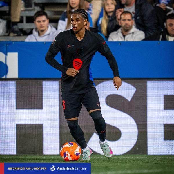 【早报】姆巴佩直红下场！或缺战国王杯战巴萨