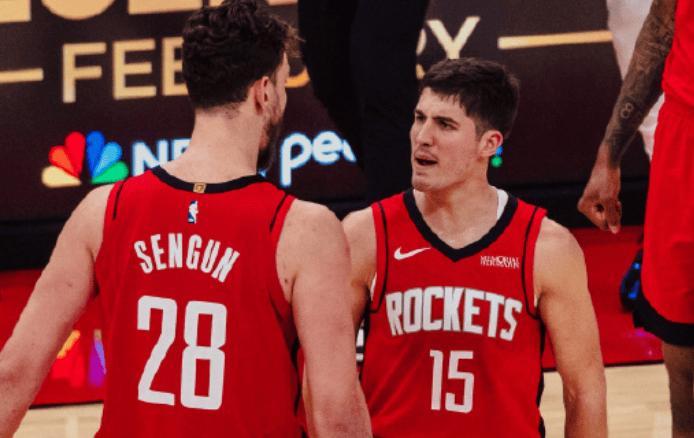 华体会-55分+40分+46分！NBA历史首人！本赛季的MVP，悬念不大了